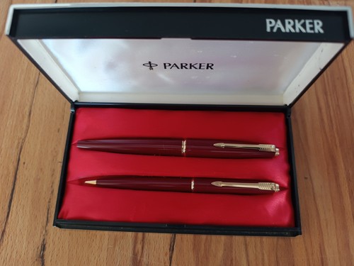 1974 parker fountain - parker, pen