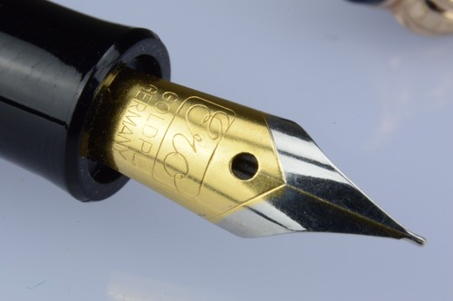 Fountain pen ero major - pen,